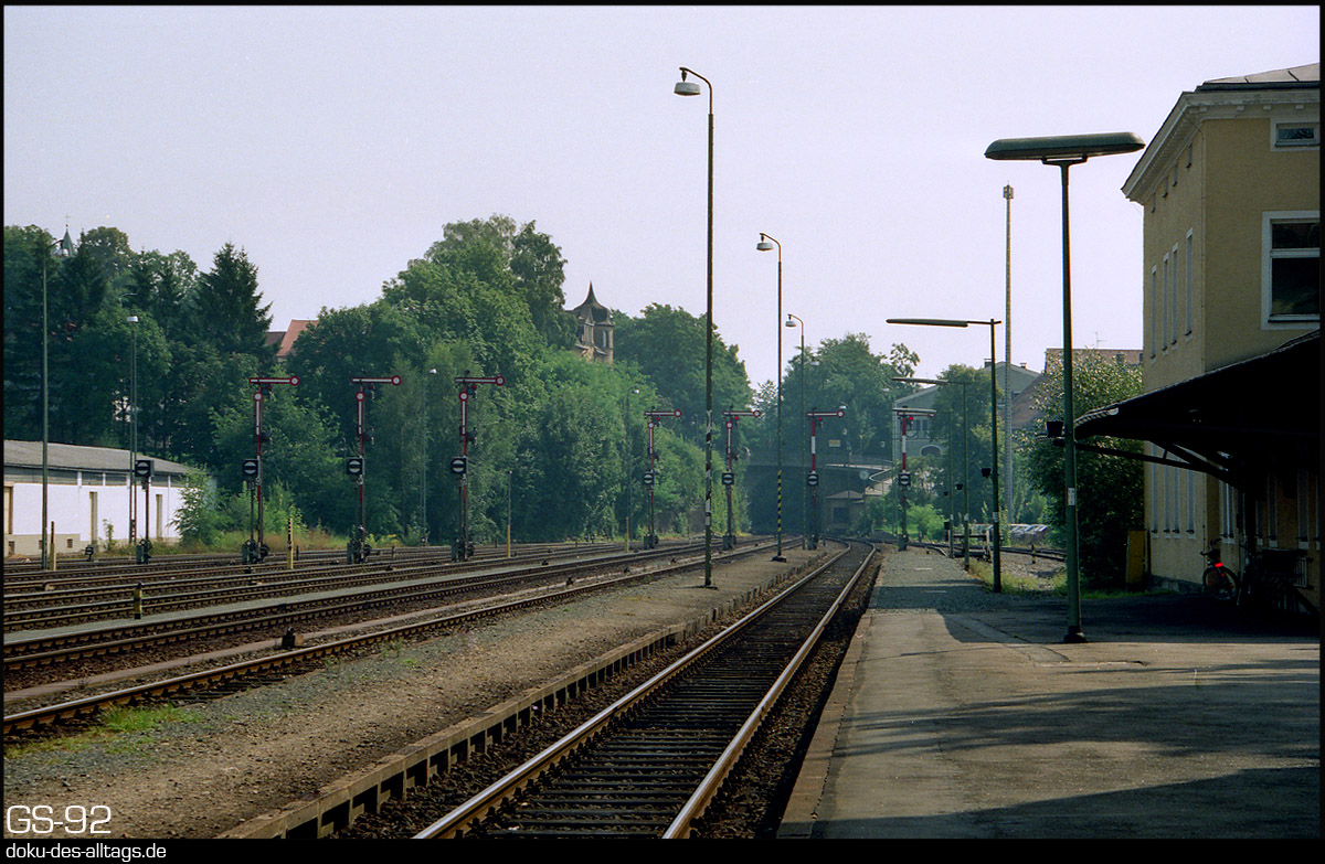 Strecken und Bahnhöfe